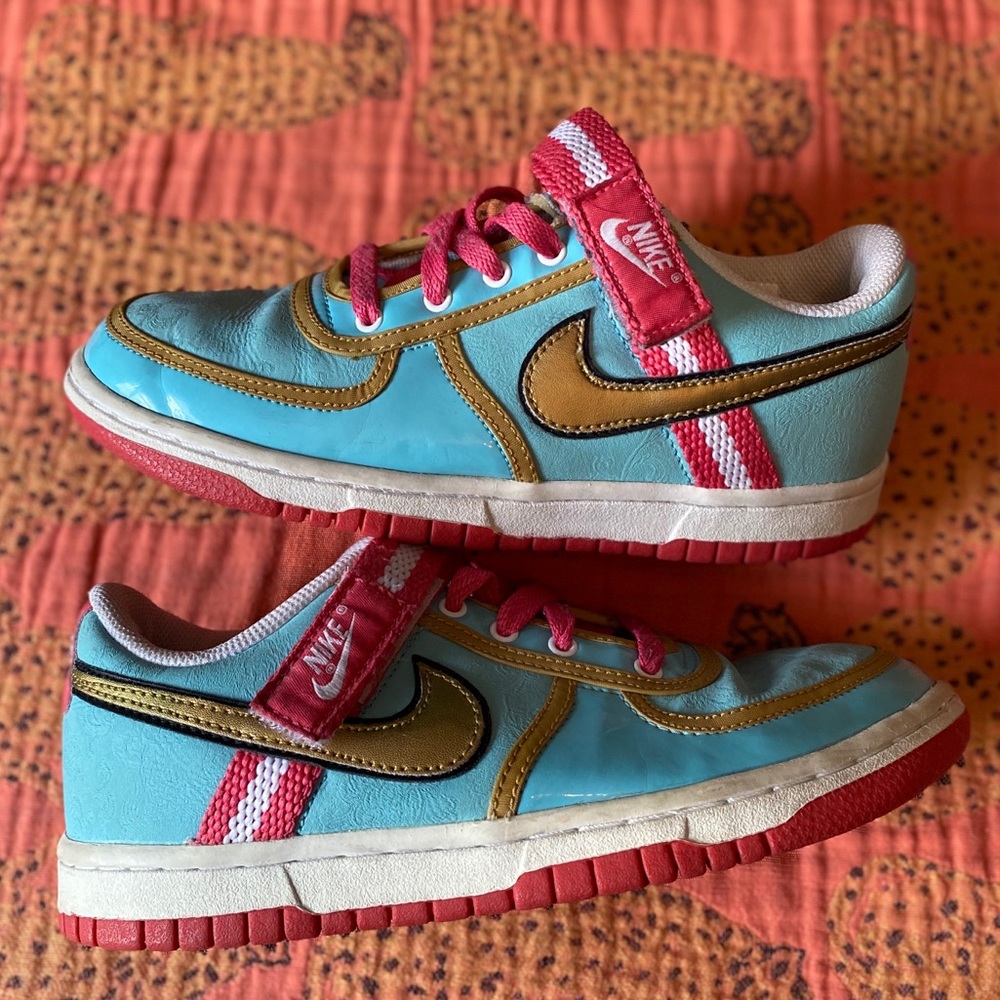 Nike’s youth 4
